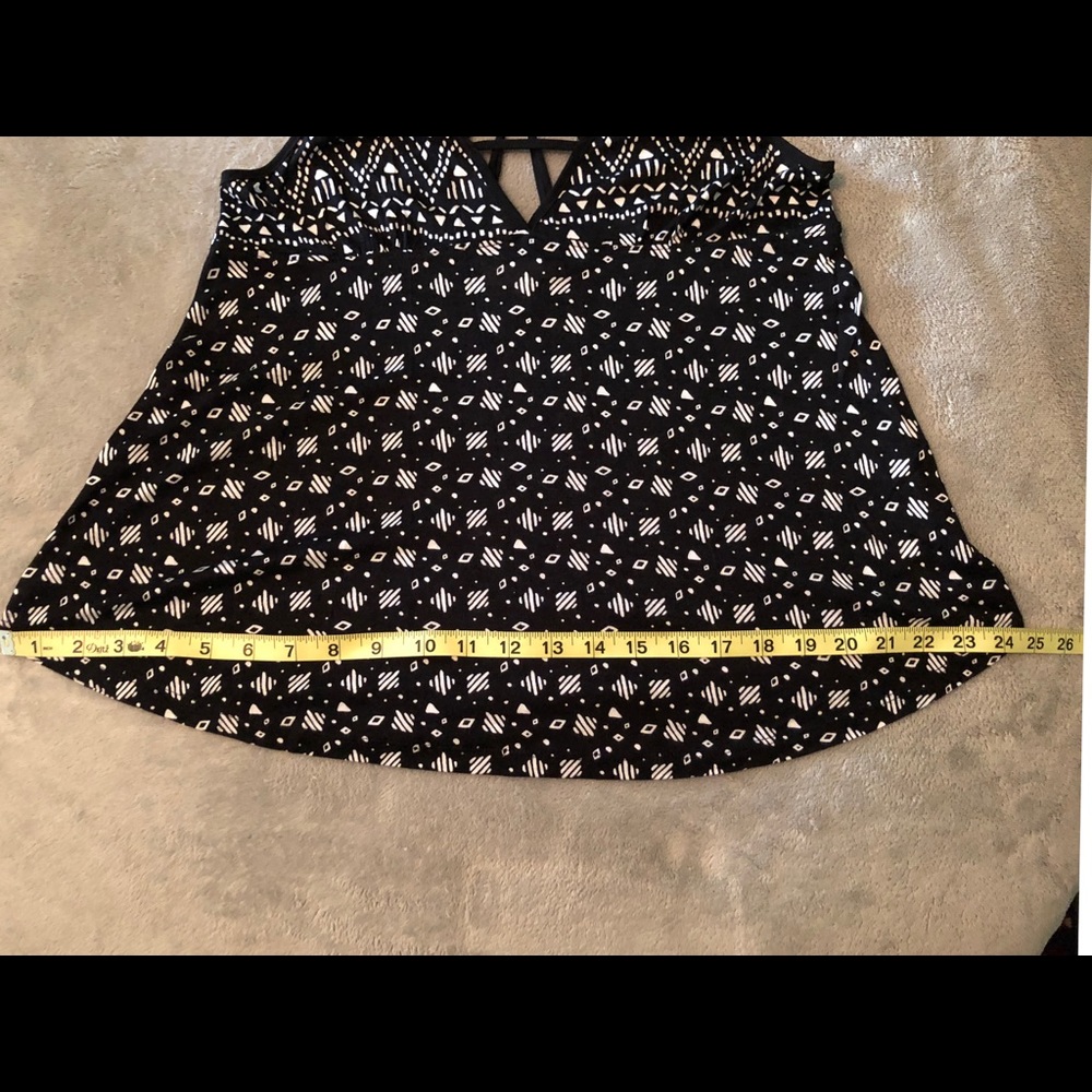 Silence and noise straps tank - Picture 6 of 6